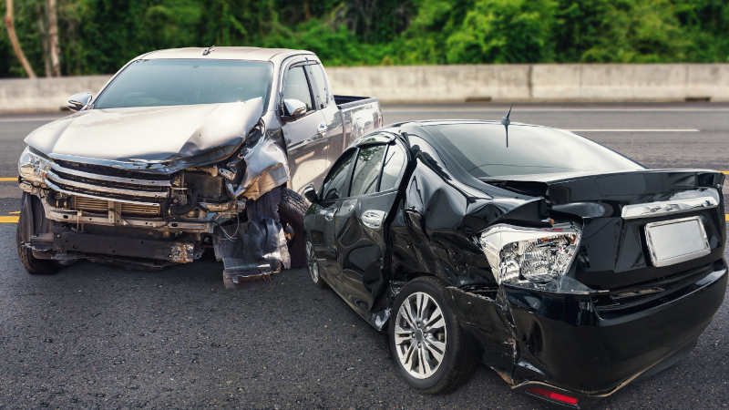 Autos,schwerer,Unfall,Totalschaden,Reparatur