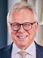 Rechtsanwalt Dipl.-Betriebsw. Dr. Dieter Thünnesen Rechtsanwalt Dipl.-Betriebsw. Dr. Dieter Thünnesen