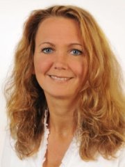Rechtsanwältin Tina Mosbacher Rechtsanwältin Tina Mosbacher