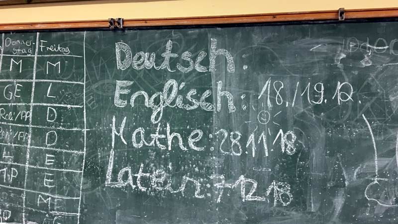 Schuleschwänzen wegen Klimastreik: Was sind die Folgen? Schulpflicht,Klimastreik,Urlaub,Bußgeld