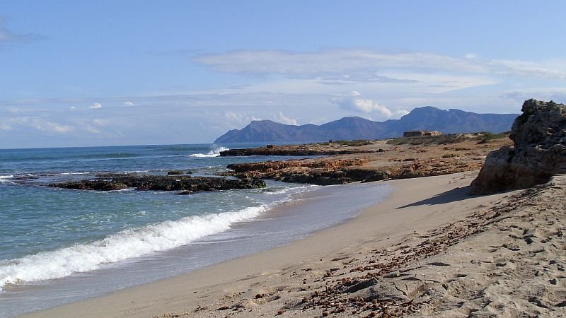 Urlaubsgeld: Finanzspritze für die schönste Zeit des Jahres Strand,Berge